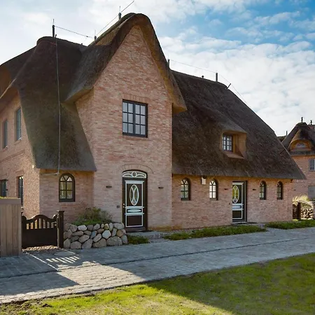 Holiday home Sunset List